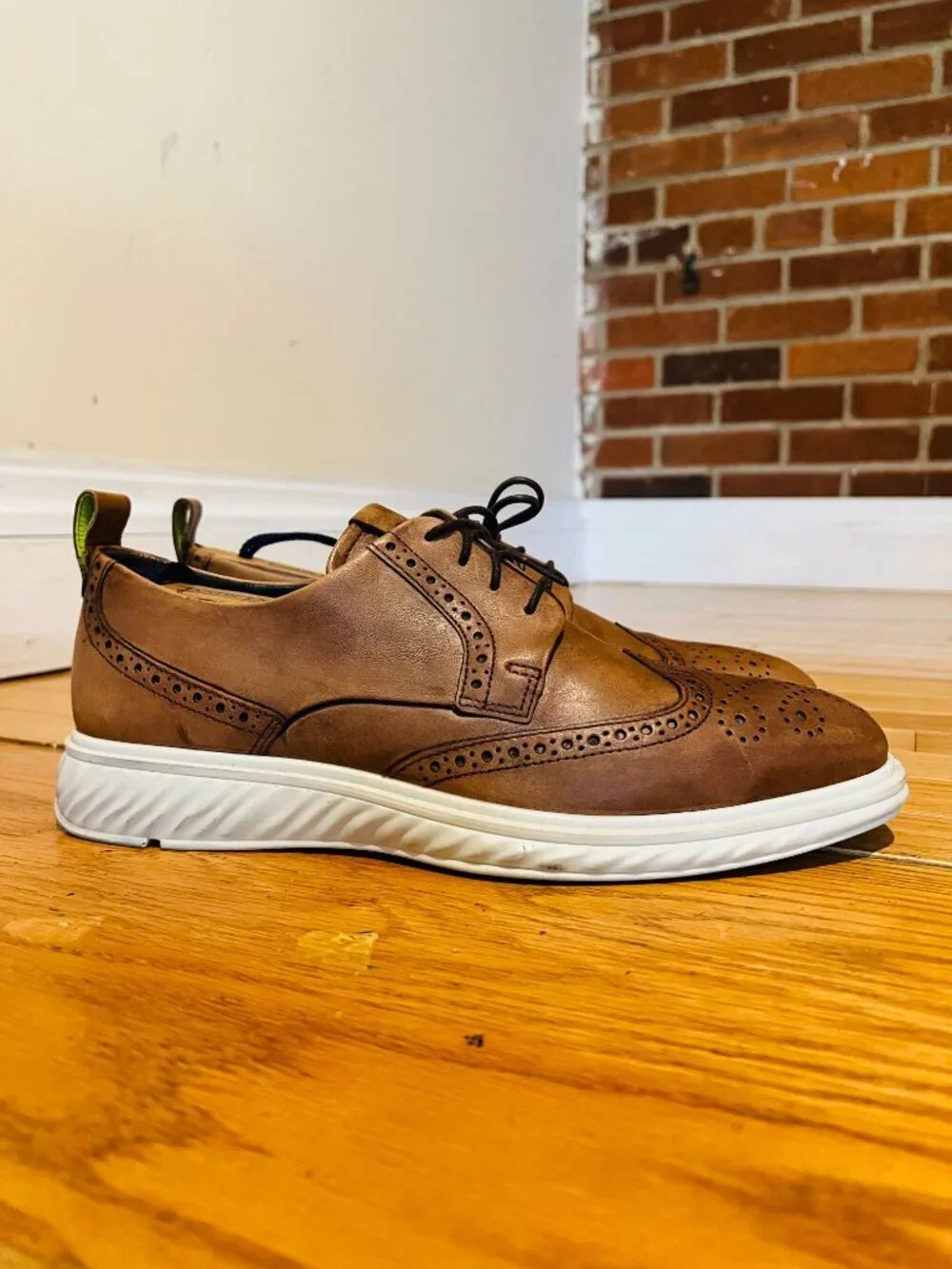 ECCO ECCO ST.1 Hybrid Lite Wingtip Oxford Men's 43 US 9 Comfort Dress Shoes